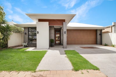 /international/au/7a-mead-court-renmark-sa-150896192/