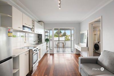 /international/au/3-155-gladstone-road-highgate-hill-qld-152467920/