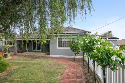/international/au/65-boulton-street-dianella-wa-151272808/