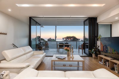 /international/au/62b-esplanade-brighton-vic-151047520/