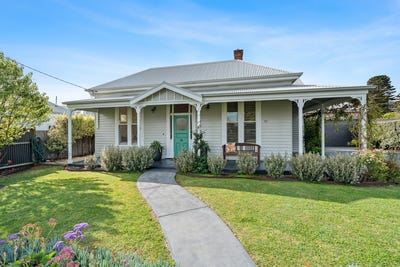 /international/au/70-bank-street-port-fairy-vic-152567128/