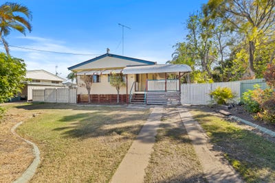 /international/au/17-farmer-street-moura-qld-147995172/