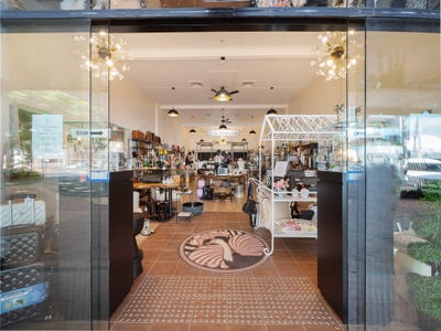 /international/au/70-magellan-street-lismore-nsw-505111724/
