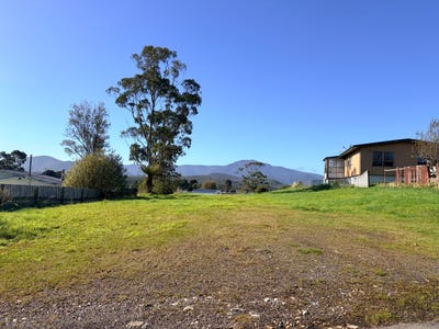 /international/au/67-main-street-zeehan-tas-204508352/