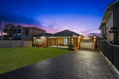 /international/au/18-willfox-street-condell-park-nsw-148615708/?lang=fr