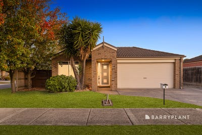 /international/au/9-sweet-pea-drive-pakenham-vic-151017864/