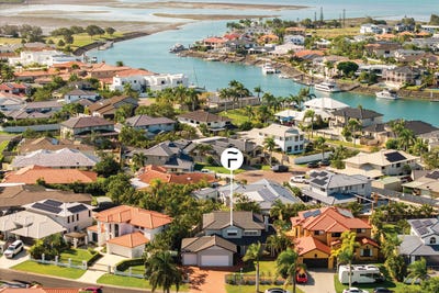 /international/au/23-cayman-crescent-ormiston-qld-150912088/