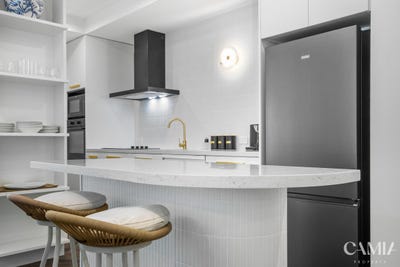 /international/au/108-4-honeysuckle-drive-newcastle-nsw-151866352/