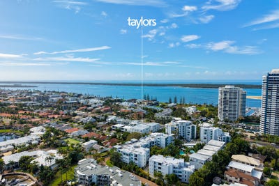 /international/au/37i-28-bayview-street-runaway-bay-qld-151124376/