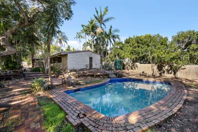 /international/au/41-forsyth-street-fairfield-qld-151512024/