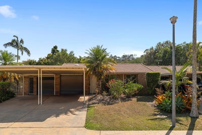 /international/au/4-16-adventure-avenue-oxenford-qld-152632776/