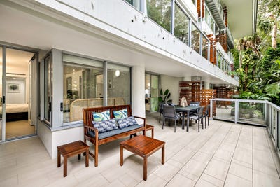 /international/au/4102-2-22-veivers-road-palm-cove-qld-150908104/