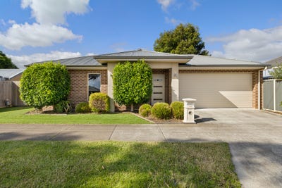 /international/au/136-reeve-street-sale-vic-150977596/