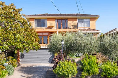 /international/au/9-streldon-avenue-strathmore-vic-151091968/