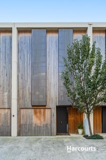 /international/au/7-30-esplanade-brighton-vic-151307064/