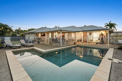 /international/au/43-endeavour-bark-drive-glass-house-mountains-qld-152555064/