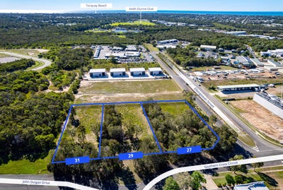 /international/au/27-31-southern-cross-circuit-urangan-qld-505150052/