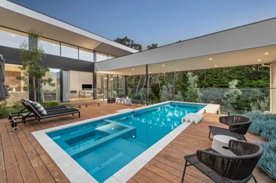 /international/au/13-glen-shian-crescent-mount-eliza-vic-152467820/