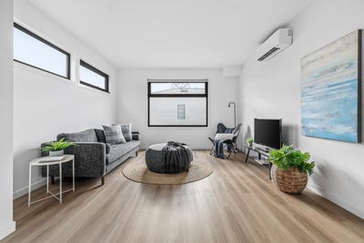 /international/au/10-329-331-plenty-road-preston-vic-147848960/