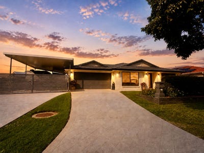 /international/au/15-links-crescent-joyner-qld-151351124/