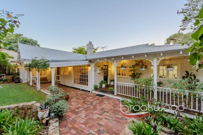 /international/au/155-glen-road-darlington-wa-150941752/