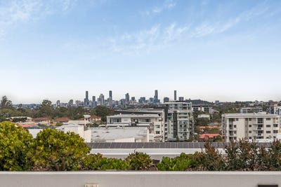 /international/au/5063-81-kittyhawk-drive-chermside-qld-152507924/