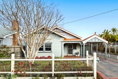 /international/au/2-exhibition-street-mckinnon-vic-148707228/