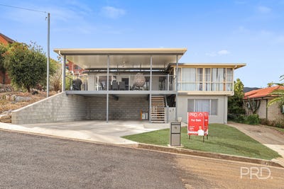 /international/au/47-hyman-street-tamworth-nsw-151143352/