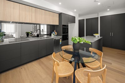 /international/au/g17-327-northbourne-avenue-lyneham-act-148966408/