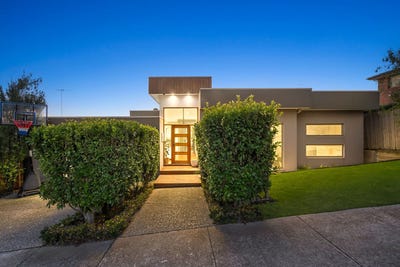 /international/au/7-ettric-way-highton-vic-151463184/