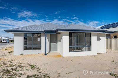 /international/au/131-hawksbill-drive-alkimos-wa-151368004/