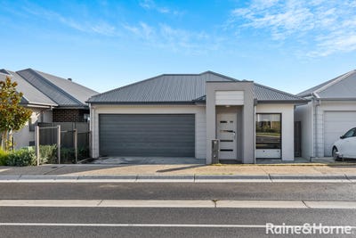 /international/au/11-emerald-way-mount-barker-sa-151198736/