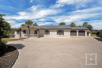 /international/au/59-groundwater-road-southside-qld-151056440/