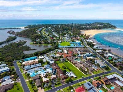/international/au/7-4-cameron-street-merimbula-nsw-150649784/