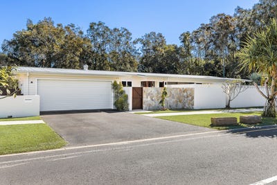 /international/au/26-tennyson-street-byron-bay-nsw-151401952/