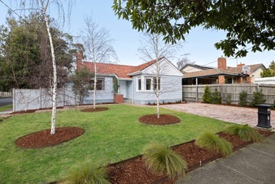 /international/au/1-2-simmonds-street-hughesdale-vic-148434008/