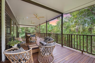/international/au/10-106-120-mandalay-avenue-nelly-bay-qld-151335348/