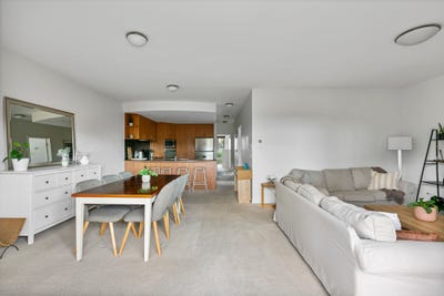 /international/au/1-2-grand-boulevard-montmorency-vic-151506048/