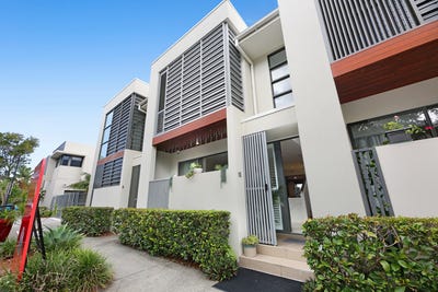/international/au/10-9-moores-crescent-varsity-lakes-qld-150584360/