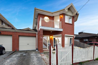 /international/au/42-wiltshire-street-sunshine-north-vic-150672936/