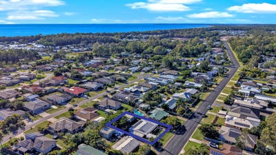 /international/au/217-oregan-creek-road-toogoom-qld-151409824/