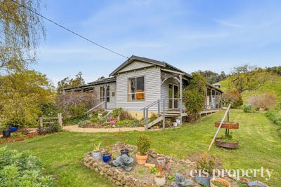 /international/au/103-donnellys-road-geeveston-tas-152503340/