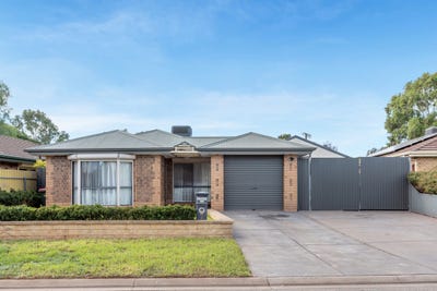 /international/au/7-riddoch-drive-andrews-farm-sa-151172272/