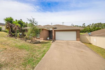 /international/au/6-thomas-kearney-close-raymond-terrace-nsw-150759264/