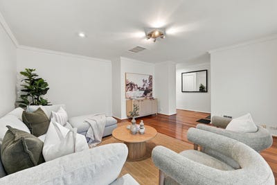 /international/au/6-captain-court-heathridge-wa-152514164/