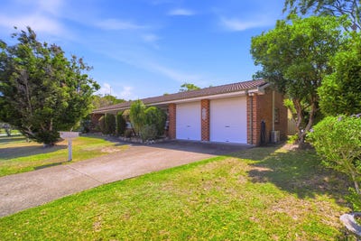 /international/au/7-goldens-road-forster-nsw-150560344/