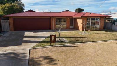 /international/au/64-russell-street-numurkah-vic-148558716/