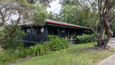 /international/au/246-duke-road-doonan-qld-151255644/