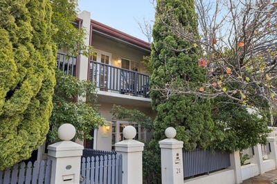 /international/au/21-little-shenton-lane-northbridge-wa-152248452/