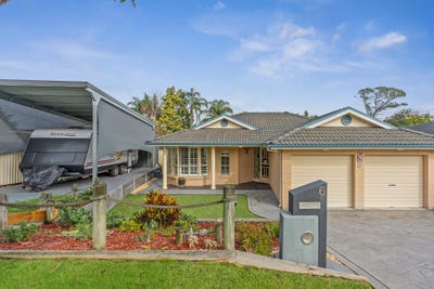/international/au/6-heritage-drive-kanwal-nsw-151321836/